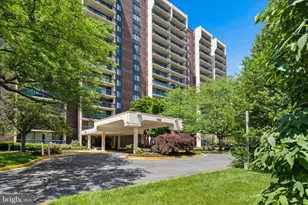 7401 Westlake Terrace, Bethesda, MD 20817 - Photo 2