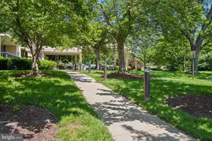 7401 Westlake Terrace, Bethesda, MD 20817 - Photo 50