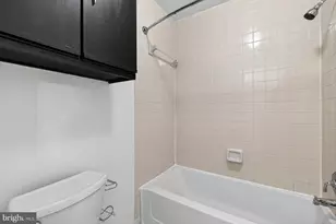 5818 Inman Park Cir, Rockville, MD 20852 - Photo 24