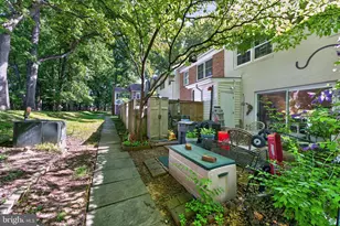 770 Azalea Dr, Rockville, MD 20850 - Photo 4