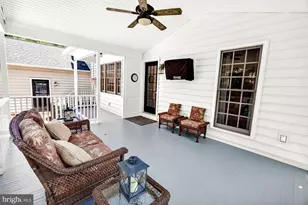17212 Whites Rd, Poolesville, MD 20837 - Photo 14