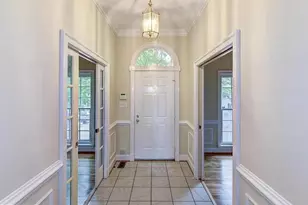 8904 Barrowgate Ct, Potomac, MD 20854 - Photo 2