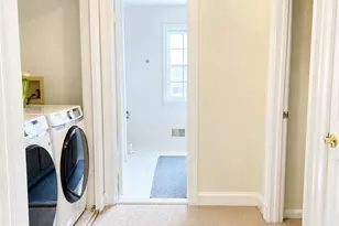 8904 Barrowgate Ct, Potomac, MD 20854 - Photo 16