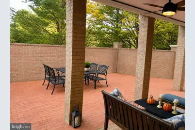 8904 Barrowgate Court, Potomac, MD 20854 - Photo 18