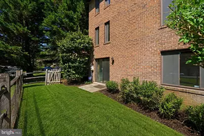 9801 Dairyton Court, Gaithersburg, MD 20886 - Photo 24