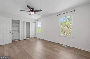 1095 Travis Ln, Gaithersburg, MD 20879 - Photo 10