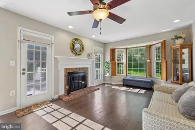 16013 Mills Orchard Drive, Gaithersburg, MD 20878 - Photo 2