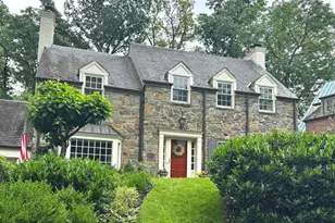 3202 Pickwick Ln, Chevy Chase, MD 20815 - Photo 1
