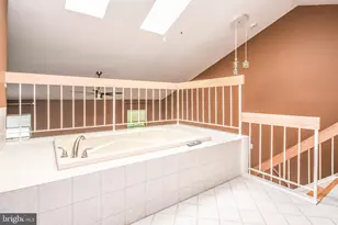 5918 Edson Ln, Rockville, MD 20852 - Photo 28