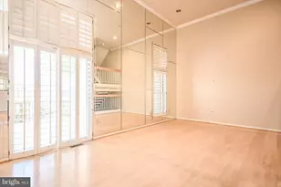 5918 Edson Ln, Rockville, MD 20852 - Photo 6