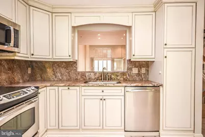 5918 Edson Lane, Rockville, MD 20852 - Photo 10