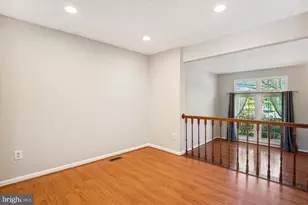 14911 Forest Landing Cir, Rockville, MD 20850 - Photo 6
