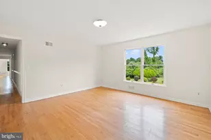 13200 Lantern Hollow Dr, Gaithersburg, MD 20878 - Photo 42