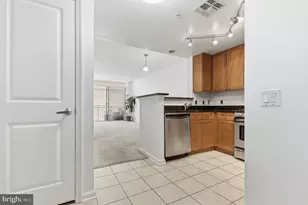930 Wayne Ave, Silver Spring, MD 20910 - Photo 2