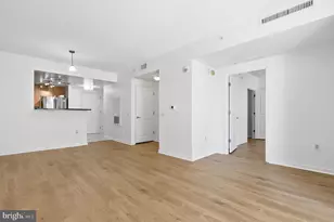 930 Wayne Ave, Silver Spring, MD 20910 - Photo 12