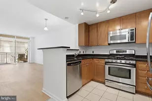 930 Wayne Ave, Silver Spring, MD 20910 - Photo 4