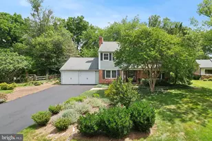 38 Orchard Wy N, Potomac, MD 20854 - Photo 4
