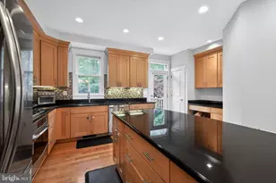 2711 Cassedy St, Silver Spring, MD 20910 - Photo 10
