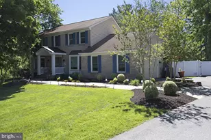 1900 Morningmist Dr, Silver Spring, MD 20906 - Photo 2