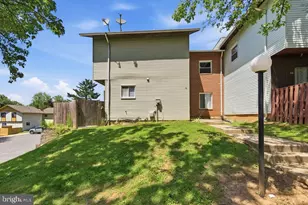 42 Brian Ct, Gaithersburg, MD 20877 - Photo 4