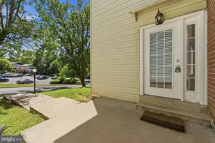 42 Brian Ct, Gaithersburg, MD 20877 - Photo 6
