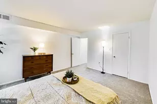 14424 Parkvale Rd, Rockville, MD 20853 - Photo 12