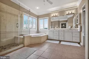 401 Hilton Head Ct, Ashton, MD 20861 - Photo 38