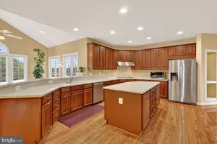 401 Hilton Head Ct, Ashton, MD 20861 - Photo 22