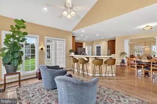 401 Hilton Head Ct, Ashton, MD 20861 - Photo 24