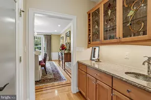 11736 Gainsborough Rd, Potomac, MD 20854 - Photo 32