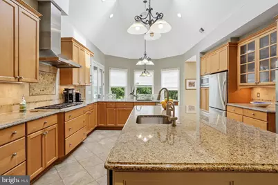 11736 Gainsborough Road, Potomac, MD 20854 - Photo 40