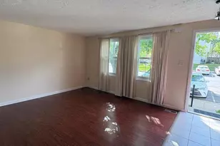 11149 Captain's Walk Ct, Gaithersburg, MD 20878 - Photo 2