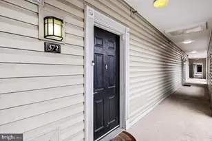 501 Hungerford Dr, Rockville, MD 20850 - Photo 2