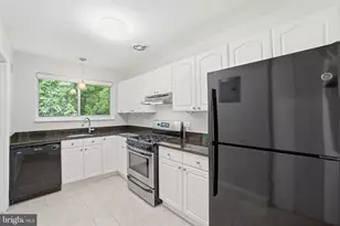 10607 Kenilworth Ave, Bethesda, MD 20814 - Photo 2