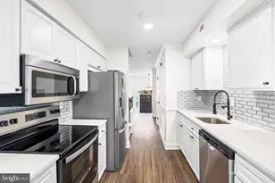 8703 Delcris Dr, Montgomery Village, MD 20886 - Photo 10
