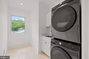 8609 Woodbrook Ln, Chevy Chase, MD 20815 - Photo 30