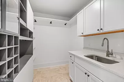 8609 Woodbrook Lane, Chevy Chase, MD 20815 - Photo 12