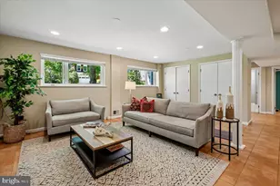 6511 Kenhowe Dr, Bethesda, MD 20817 - Photo 24
