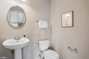 647 Main St, Gaithersburg, MD 20878 - Photo 18