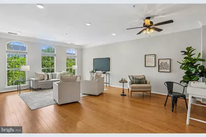 647 Main Street #647-B, Gaithersburg, MD 20878 - Photo 4