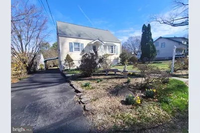407 Anderson Avenue, Rockville, MD 20850 - Photo 2