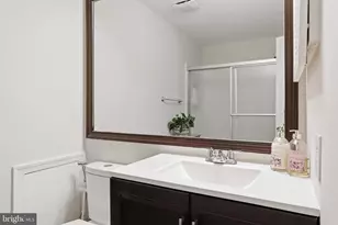 9236 Labelle Ln, Gaithersburg, MD 20879 - Photo 22