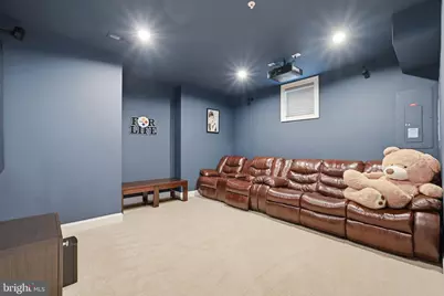 9123 Old Georgetown Road, Bethesda, MD 20814 - Photo 30