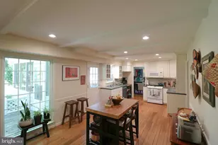 14601 Melinda Ln, Rockville, MD 20853 - Photo 2