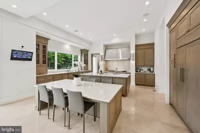 8880 Bradley Boulevard, Bethesda, MD 20817 - Photo 18
