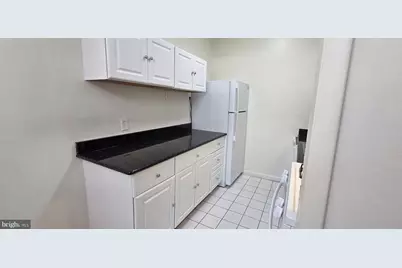 10424 Rockville Pike #402, North Bethesda, MD 20852 - Photo 16