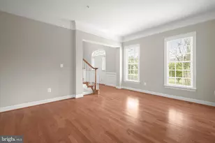 10130 Sycamore Hollow Ln, Germantown, MD 20876 - Photo 14