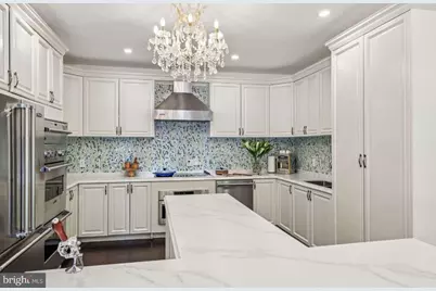 10900 Tara Road, Rockville, MD 20854 - Photo 12