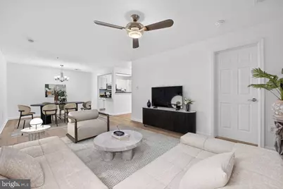 10021 Vanderbilt Circle #2, Rockville, MD 20850 - Photo 12