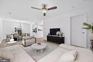 10021 Vanderbilt Cir, Rockville, MD 20850 - Photo 12
